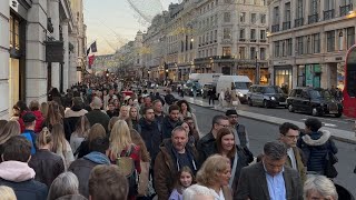 Walking Londons Oxford Street on a BUSY afternoon 4K HDR [upl. by Aneed639]