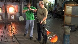 Glassmaking Technique FreeBlown Glass [upl. by Orran]