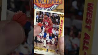 9192 Upper Deck Basketball Chasing Jordan Junkwaxrip [upl. by Nnaillek]