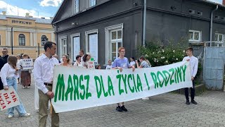 Ulicami Radomska przeszedł Marsz dla Życia i Rodziny [upl. by Ahsenrad]