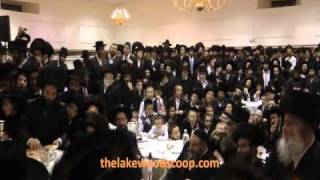 Skulener Rebbe Visits Lakewood  Hundreds Attend Tisch [upl. by Aicnerolf]