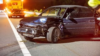 Crash na straatrace op snelweg A1 rijbewijzen ingevorderd tienduizenden euros schade [upl. by Ilarin]