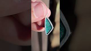 Pendentif en Dioptase D2 [upl. by Ennovyhc]