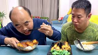 这次不但遇到对手了，关键还被冤枉了eating showeating challengehusband and wife eating foodmukbangasmr eating [upl. by Winshell]