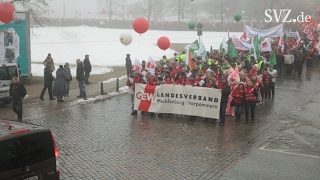 Tausende Teilnehmer bei Warnstreik in Schwerin [upl. by Tung888]