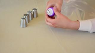 Russian Piping Tips Tricolor Coupler Tutorial [upl. by Maxi]