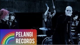 TRIAD  Sedang Mikirin Kamu Official Music Video [upl. by Ahseikan]