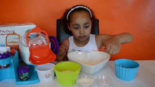 DIY YOUNG CHEF ICE CREAM MAKER MAKE YOUR OWN ICE CREAM MampMs STRAWBERRIES [upl. by Inalem31]