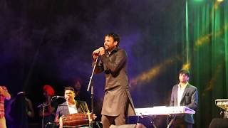 Chunni by Amrinder Gill Auckland Live 2017 [upl. by Eerihs]