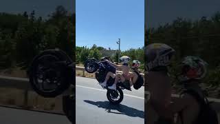 keşfetteyiz automobile tekteker smartphone teker beniöneçıkart bikelife r25turkey [upl. by Iorio]