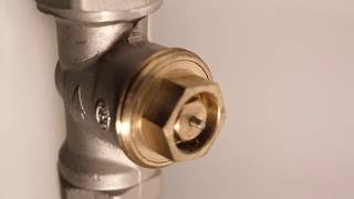 HOW TO  Hoe een thermostatische kraan deblokkeren  ENGIE [upl. by Lime]