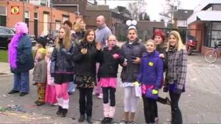 Optocht Biesboschrakkersrijk Lage Zwaluwe tijdens carnaval 2011 [upl. by Ordnagela706]