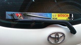 Toyota Auris Scheibenwischer wechseln Bosch H309  rear window wiper how to change [upl. by Canice]