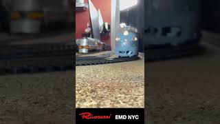 Rivarossi NYC EMD with 5 coaches train modeltrains [upl. by Punke]