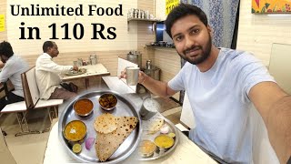 110 Rs me Unlimited Food at Mumbai Central Railway station [upl. by Laehcor]