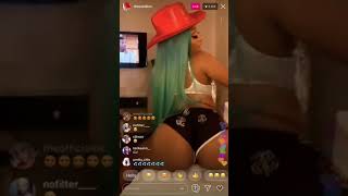 MEGAN THEE STALLION TWERKING on live for 15 seconds [upl. by Grinnell]