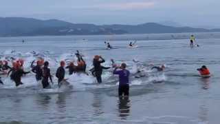 Largada do Ironman Brasil 2014 em Jurerê Internacional  Florianópolis [upl. by Ellenahs]