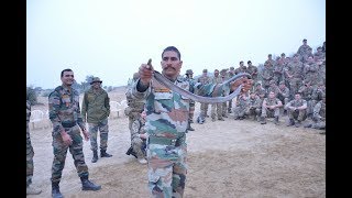 Amazing Soldiers were demonstrated snake handling  जंगल में सेना के जवान इस तरह से पकड़ते है सांप [upl. by Perkins]