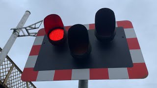 5 Carriage Class 197 Nantwich Station Level Crossing  Cheshire [upl. by Mun]