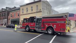 Maytown fire department Engine 79 responding Air hornQ siren [upl. by Tsyhtema]