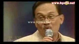 Anwar Ibrahim  lagu untuk azizah [upl. by Supen]