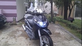 Piaggio Beverly 200 [upl. by Ahsikan]