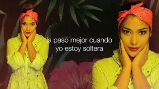 FARINA  MEJOR ESTAR SOLA   Lyric Video [upl. by Hoover]