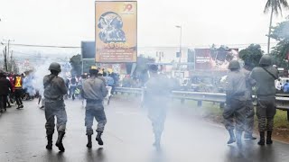 MOÇAMBIQUE Autoridades policial paralisam manifestação na Av Acordos de Lusaka [upl. by Atinra]