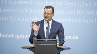 Jens Spahn wirbt für Kombination aus AstraZeneca und mRNAImpfstoff [upl. by Clellan]