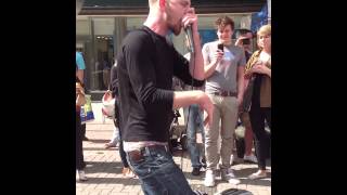 HIGH DEFINITION 720p Dave Crowe Performing In Portsmouth City Centre 2012 [upl. by Enimassej]