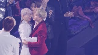 181106 방탄소년단 BTS 워너원 올해의노래상수상 축하해주는 지민 4K 직캠 Fancam 지니뮤직어워즈 MGA by Mera [upl. by Dael]