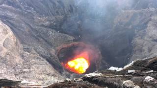 Lava lake of active volcano by LG smartphone 1 2014 4K30P [upl. by Proudman799]