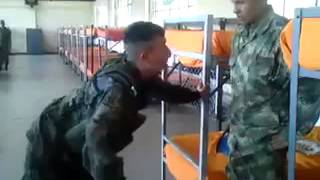 Asi te tratan en el Ejército Nacional [upl. by Eiresed]