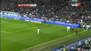 Lincroyable contrôle de Ronaldo  Yahoo Sport FRflv [upl. by Alcinia985]