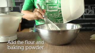 How to make a pandan chiffon cake [upl. by Jr169]