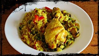 Arroz amarillo con pollo  Yellow rice with chicken [upl. by Hepsibah]