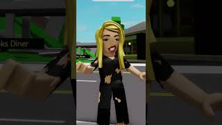 Lei costringe sua figlia a a rubare soldi ma 😲 shorts brookhavenrp roblox [upl. by Lashonde468]