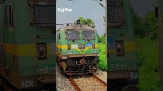 Pansky kilometer trends Train ka safar  🚄🚉 train station india viralvideo youtubeshorts bihar [upl. by Marysa32]