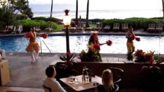 Royal Lahaina Resort Luau Show Bar Kaanapali Beach Maui Hawaii [upl. by Atekal]