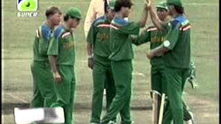 Pakistan vs South Africa World Cup 1992 HQ Extended Highlights [upl. by Jacquelyn608]