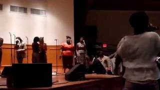 LeAndria Johnson Nikki Ross and Rhonda McLemoore sing quotEndow Mequot [upl. by Wald]