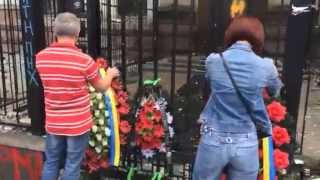 Kyivites brought funeral wreaths for Putin to Russian embassy [upl. by Valle259]