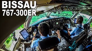 Final Approach BOEING 767300ER into Bissau [upl. by Ttam495]