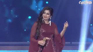 Deewani Mastani live performance  shreya ghosal [upl. by Cohby]