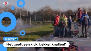 Hier steken mensen toch vuurwerk af ondanks het verbod [upl. by Ilegna]