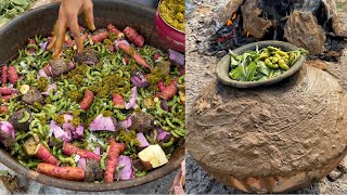 Jethalals Favourite Gujarati Umbadiyu🤩🤩 जेठालाल का पसंदीदा मटका मिक्स वेज👌🏻👌🏻 Indian Street Food [upl. by Tudor]