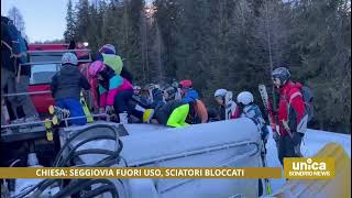 Chiesa in Valmalenco seggiovia fuoriuso sciatori bloccati [upl. by Ycnaf492]