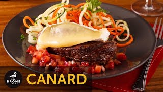 Recette de poitrine de canard grillée brie fondant et salsa de fraises au vinaigre balsamique [upl. by Martel]