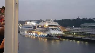 AidaPrima departing from Hamburg And greeting AidaMar 14102017 [upl. by Skier]