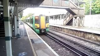 Trains at Woldingham station 81020 [upl. by Obnukotalo8]